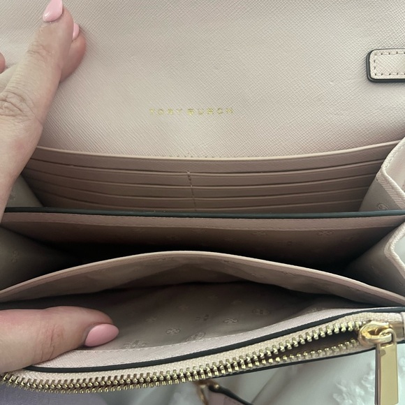 Tory Burch Blush Pink Leather Chain Crossbody with Gold Hardware - Picture 4 of 6